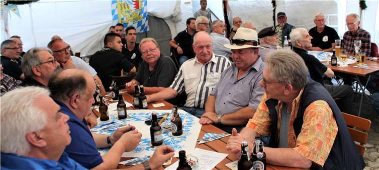 Erstmals konnten sich mehr als vierzig Flensburger Freunde treffen.Foto: privat