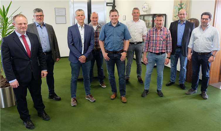 Erstmals seit zwei Jahren kamen wieder alle Büroleiter zum persönlichen Austausch zusammen - und zwar in der Stadtverwaltung Neuwied.  Foto: Stadt Neuwied