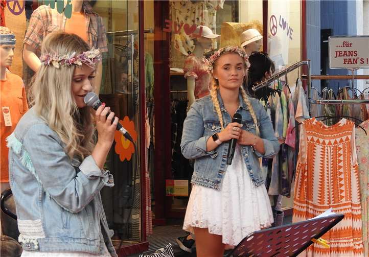 Erstmals waren auch wieder Künstlerinnen und Künstler als Walking Acts mit dabei.