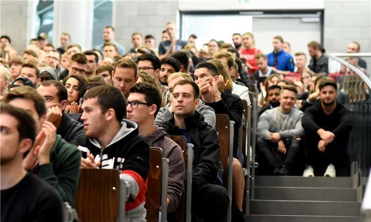 Erstsemesterbegrüßung im Audi-Max. Privat