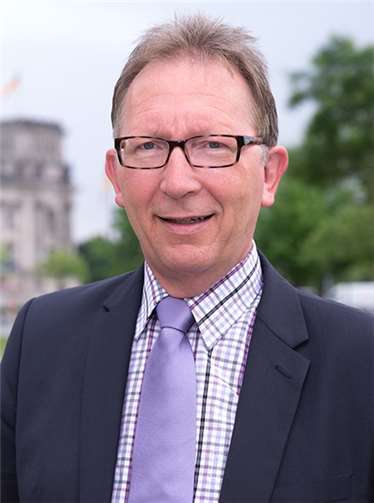 Erwin Rüddel sieht langfristig gute Chancen für die Neubaustrecke Troisdorf/Mainz-Bischofsheim.  Dieter Klaas