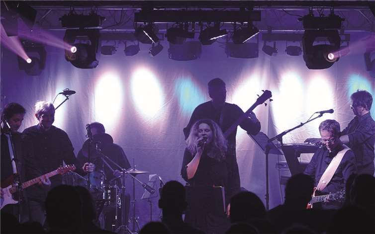 Erzeugerabfüllung bei ihrem letzten „Zunfthauskonzert.“  Foto: privat