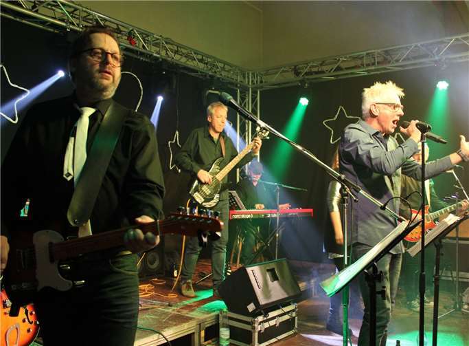 Erzeugerabfüllung“ rockten erneut das Alte Zunfthaus. DU