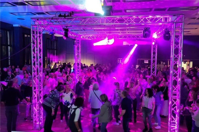 Es darf getanzt werden