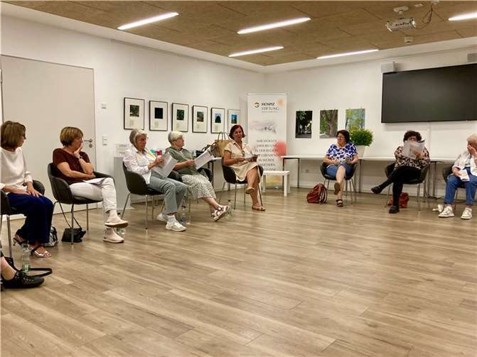 Es fanden rege Diskussionen statt.  Foto: privat