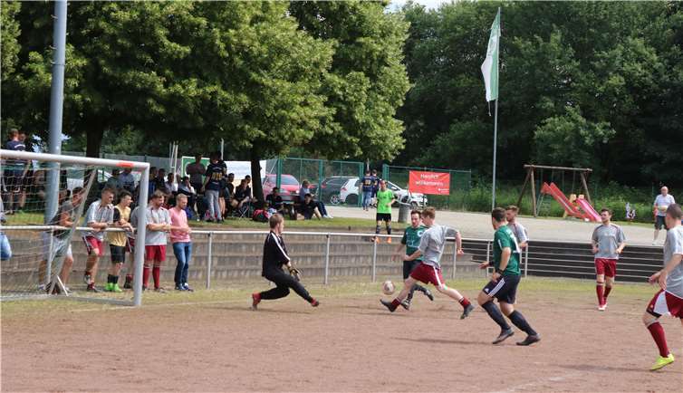 Es gab spannende Szenen bei der letzten Veranstaltung im Stadion „Rote Erde“.