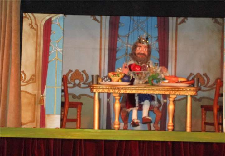 Es gab viel zu lachen und die Kinder unterstützen die Vorstellung mit viel Freude.Foto: privat