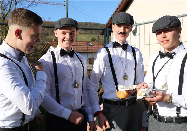 Es gab viele kostümierte Gruppen zu bestaunen