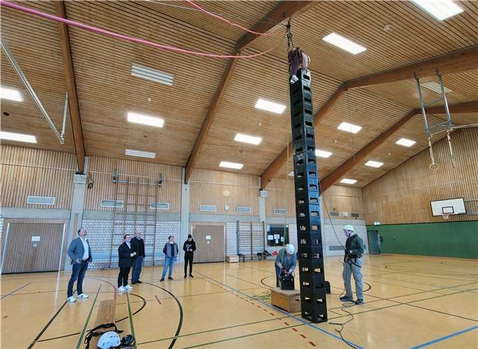 Es ging hoch hinauf beim Kistenklettern in der Bodelschwingh-Schule Bendorf.  Foto: Stadtverwaltung Bendorf/Artzdorf
