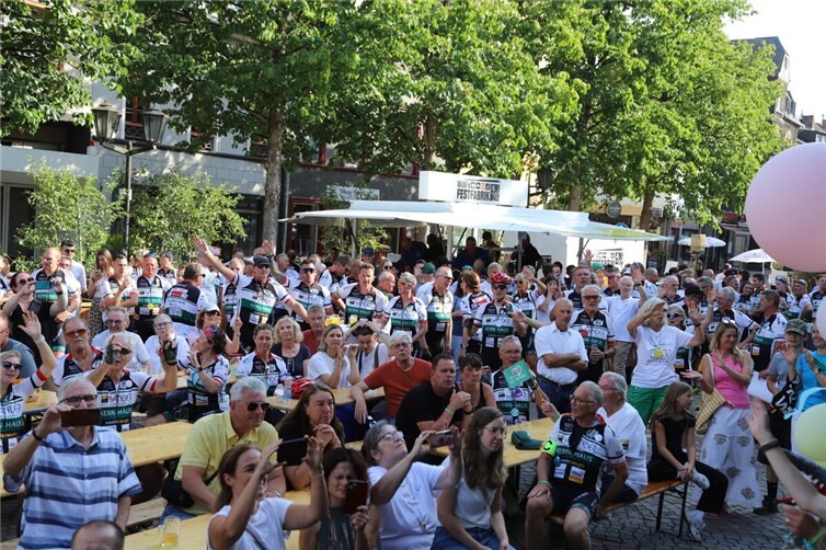 Es herrschte eine tolle Stimmung auf dem Marktplatz.Fotos: WAMFO.DE