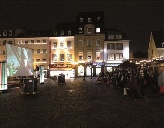 „Es ist ein Elch entsprungen“: Erstmalig wurde auch ein Kinderfilm beim Open-Air-Kino gezeigt. Guido Braun
