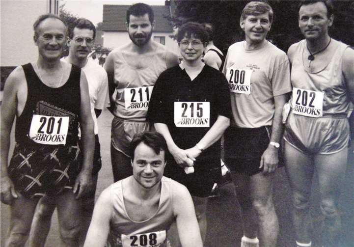 Es ist nie zu früh und selten zu spät - Nach wie vor laufaktiv ist auch Willi Stein (201) aus Harschbach, der am vergangenen Mittwoch seinen 80.-ten Geburtstag feiern konnte. privat