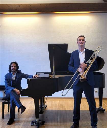 Es spielen der Posaunist Christoph Dissinger vom Bundeswehrorchester Koblenz und der Pianist Maurizio Deiana unter dem Motto Reflected Mood ein buntes Programm beliebter Stücke und Melodien vom Barock bis ins 20. Jahrhundert. Foto: privat