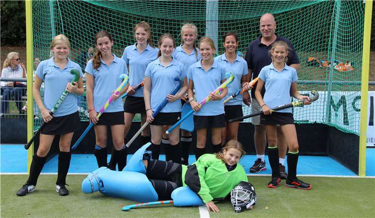 Es spielten: Anna, Emma, Hannah, Henrike, Jana, Juli, Klara, Lara, Lena, Lina und Sophie. Privat