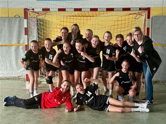 Es spielten: Lana Wunder (Tor), Wunder Nika (1), Lina Krause, Hannah Ronneberger (4), Natasza Wolczynska (1), Nele Gerner (3), Melinda Meurer, Sophia Leirich, Anna Stephani, Josephina Brandl (11), Katharina Reichert, Lana Wilbert, Beatrice Stenzel (1). Quelle: JSG Welling/Bassenheim