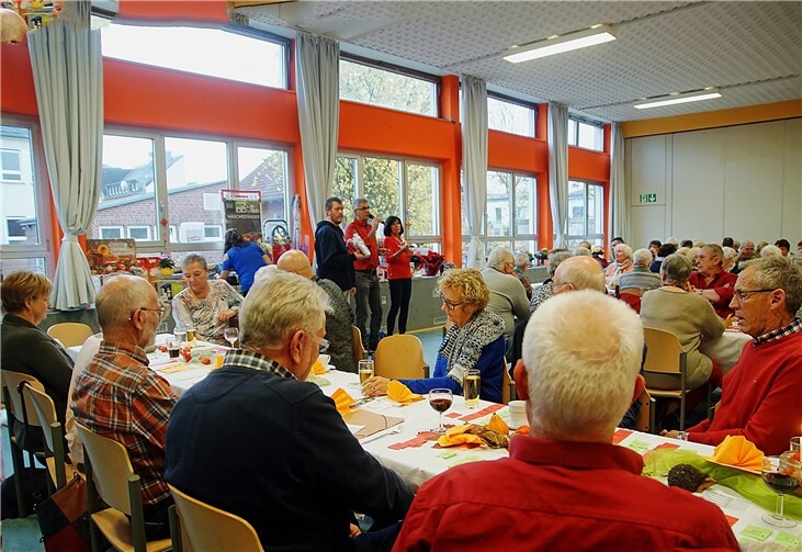 Es war ein unterhaltsamer und geselliger Spätnachmittag. Privat