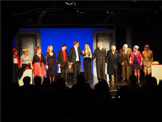 Es war eine rundumgelungene Premiere in der Kulturfabrik Koblenz. Fotos: HH