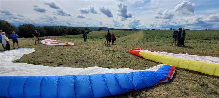 Es werden auch wieder einige Tandempiloten vor Ort sein, um interessierten Besuchern den Traum vom Fliegen zu ermöglichen. Foto: privat