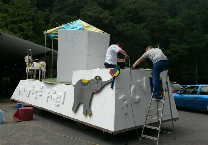 Es werden noch Helfer gesucht.Privat