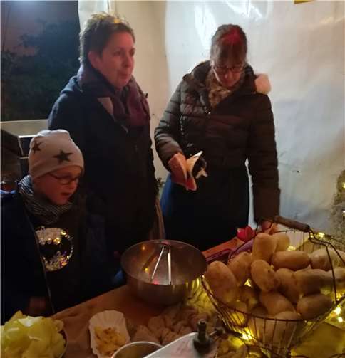 Es werden wieder zahlreiche Leckereien angeboten.