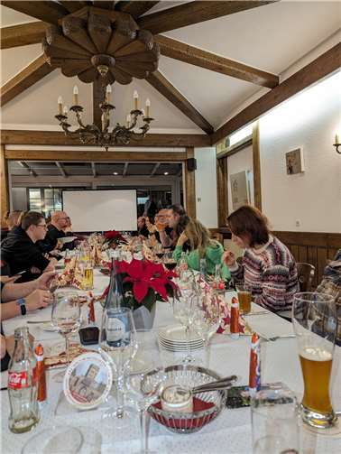 Es wurde besinnlich gefeiert.