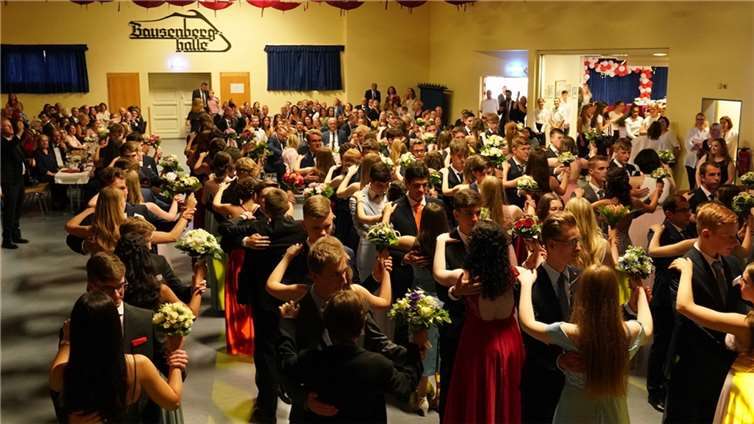 Es wurde eifrig getanzt.