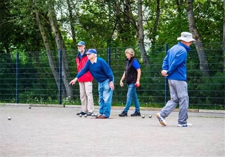 Es wurde in Zweier-Teams gespielt.