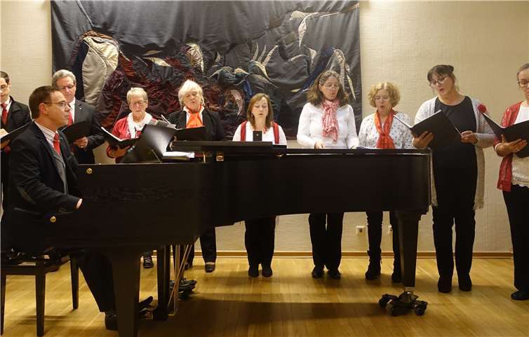 Es wurden außer der Musik von Beethoven auch Musik von anderen Komponisten dargeboten. Privat