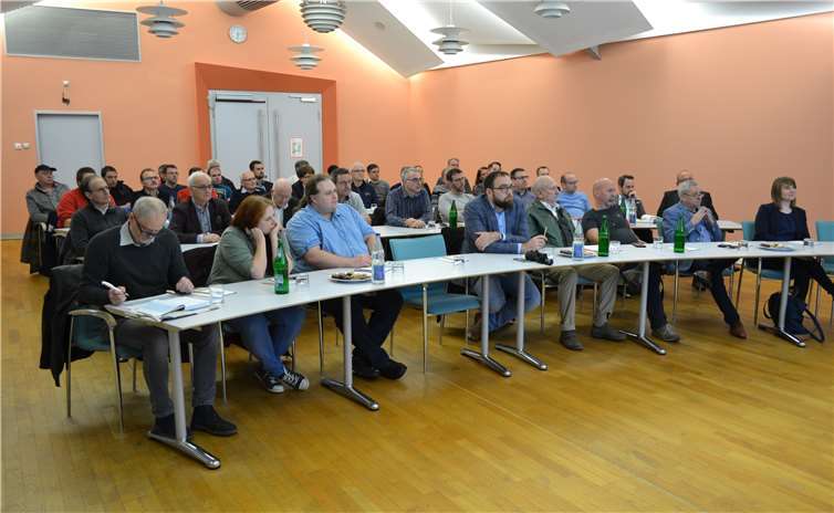 Etwa 40 Gäste waren der Einladung gefolgt, um sich zu informieren.Foto: privat