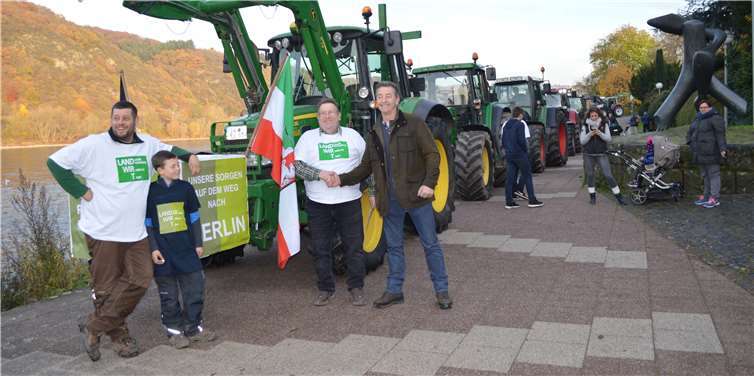 Etwa 5.000 Traktoren machten sich auf den Weg nach Berlin, darunter auch Landwirte aus Remagen und Wachtberg. Fotos: AB
