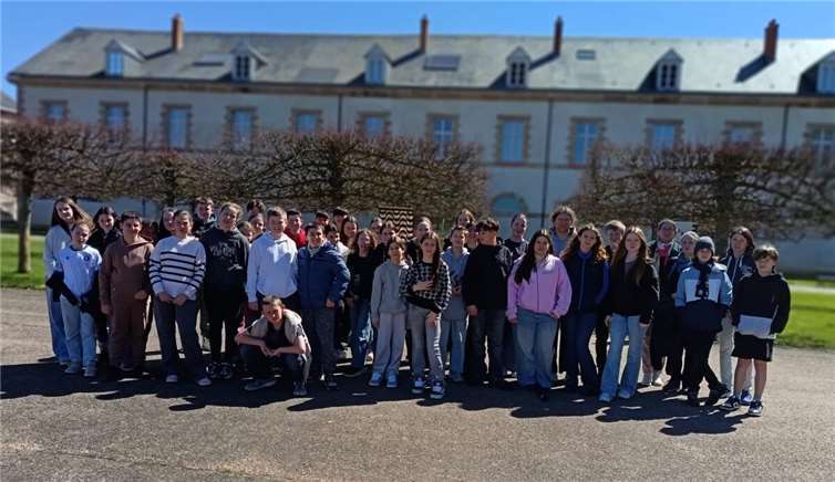 Europa erleben: Französischschülerinnen und -schüler aus Kobern-Gondorf zu Gast in Corbigny. Foto: Realschule plus und FOS Untermosel