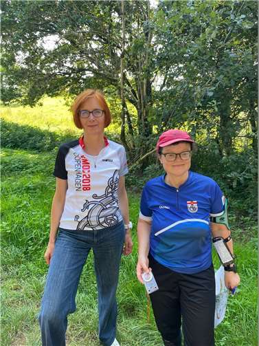 Evelyn Büschemann und Katja Lahm freuen sich über ihre Erfolge.Quelle: CTG