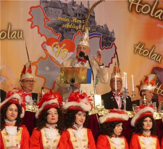 Event-Moderator Jörg Eckerskorn führte auch heuer als Sitzungspräsident gekonnt durch das CKG-Spektakel.