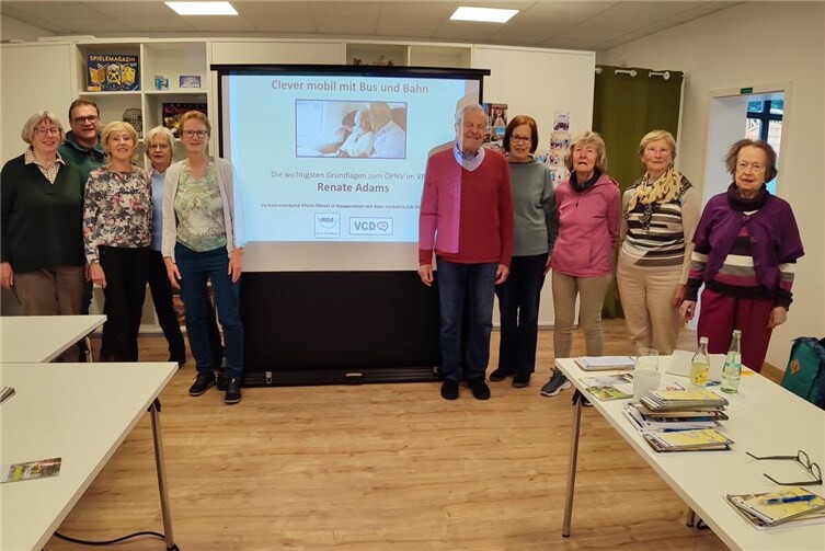 ÖPNV im Fokus: Ticket- und Automatenschulung  Expertenwissen im QuartiersTreff: die Ticket- und Automatenschulung begeisterte. Foto: privat