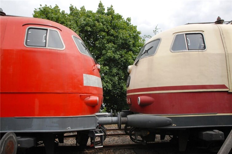 Exponat im Bahnmuseum Koblenz-Lützel: Die legendäre E-Lok Baureihe 103.