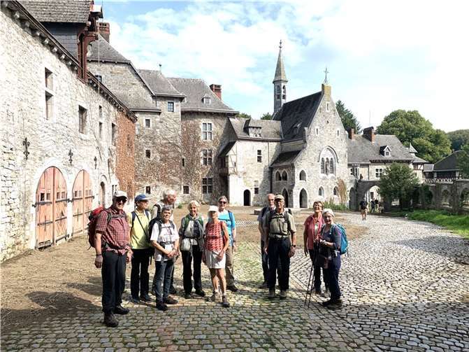Eyneburg in Hergenrath bei Kelmis.  Foto: Eifelverein Remagen / Carl Verkoyen