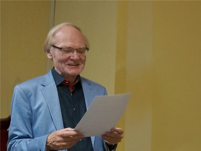 FDP-Fraktionsvorsitzender Herbert Speyerer beim Verlesen seiner Haushaltsrede am am 16. Dezember 2025 im Bendorfer Stadtrat. Foto: