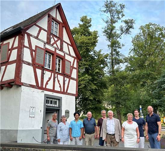 FDP Vallendar am Nippes-Haus.  Foto: FDP-Ortsverband Vallendar