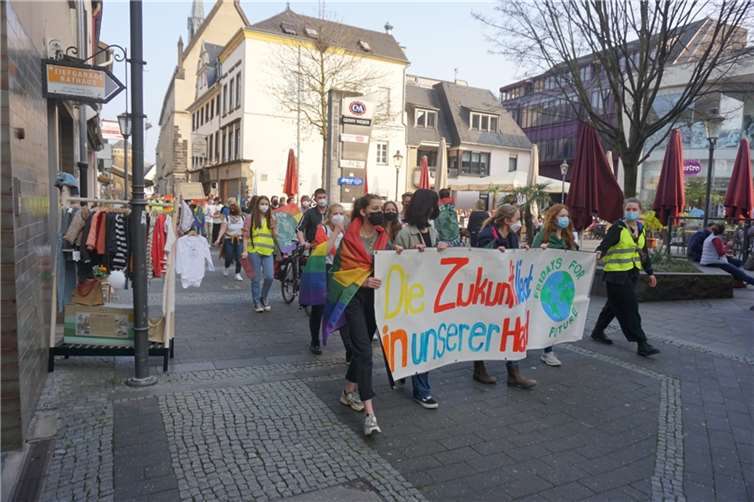 FFF-Andernach ging auch in Andernach unter dem Motto „People not Profit“ auf die Straße. Foto: privat
