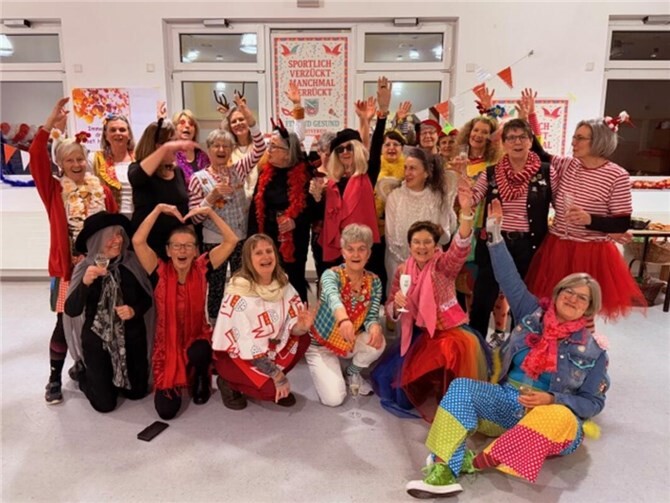 „FIT & Gesund“ feiert farbenfrohen Karneval.  Foto: Karin Eisch