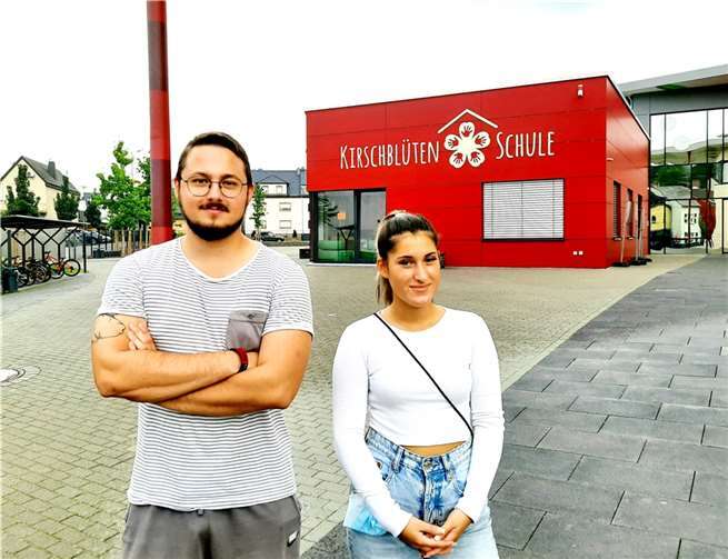 FSJler an der Kirschblütenschule.Quelle: Kirschblütenschule