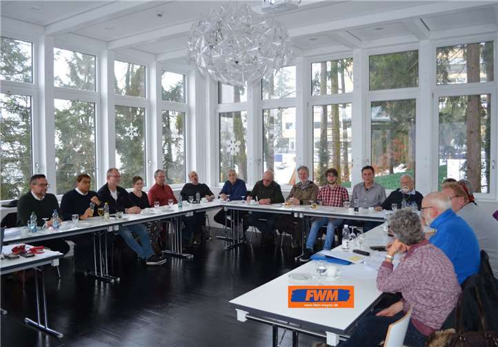Stadtrat und drei Ortsbeiräte als Ziele FWM-Mitgliederversammlung in der neue renovierten Jugendherberge Mayen. Fotos: Sarah Schönberg: