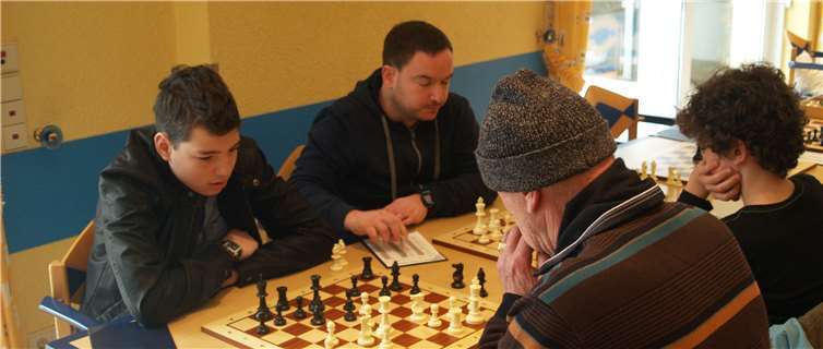 Fabian Kutzner und Markus Wolff (von links) punkten gegen Ochtendung. privat