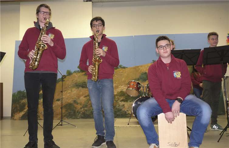 Fabian Wojak, Kevin Nguyen und Justin Schlaus (v. l.) von der Jugendbläsergruppe des Musikvereins Kruft.