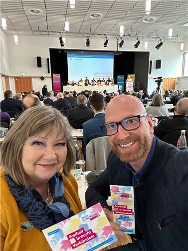 Fabian und Marita Baldus konnten an wichtigen Debatten zur Technologieoffenheit und Digitalisierung teilnehmen.  Foto: privat