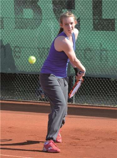 Fabienne Schmidt. TVR