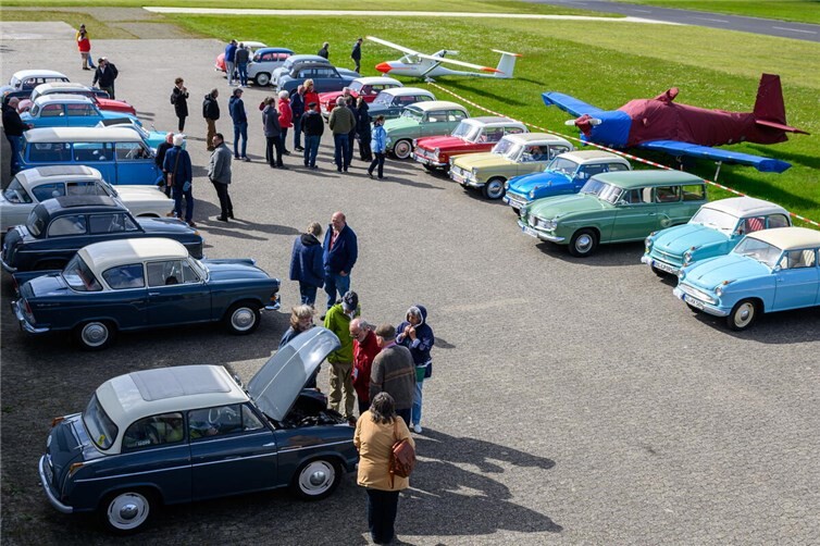 Lloyd-Treffen mit Rundflügen am Flugplatz Bad Neuenahr-Ahrweiler