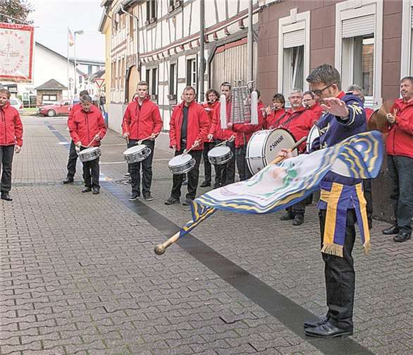 Fähnrich Thomas Grut zeigte bei der Lambertus-Kirmes in Bengen ein ums andere Mal sein Können.