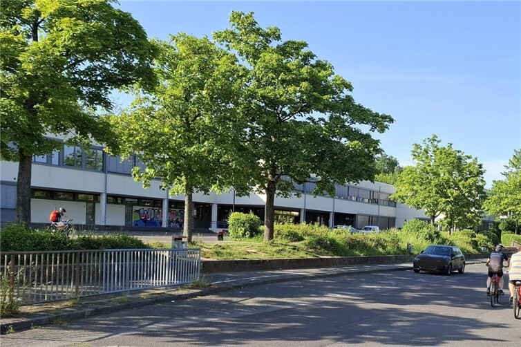 Fällt die Fahrradstraße vor der Schule in Berkum dem Rotstift zum Opfer?