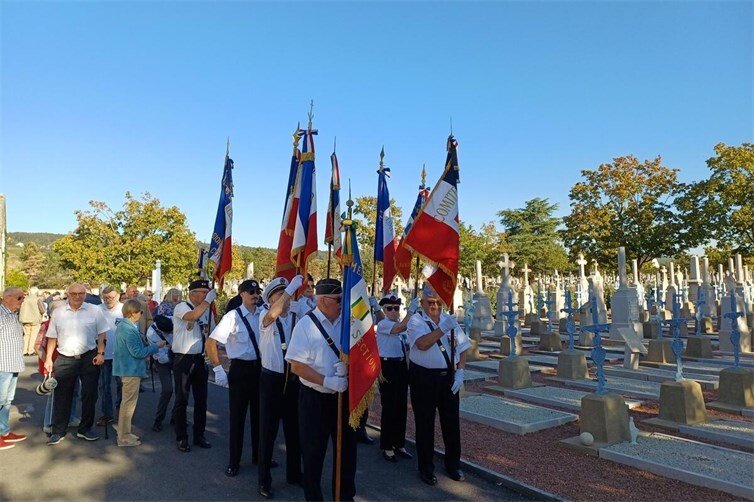 Marinekameradschaft Lahnstein besucht Beaune in Burgund bei freundschaftlicher Partnerschaft